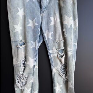 Easel Star Patterned Distressed Jeans - Light Blue and White